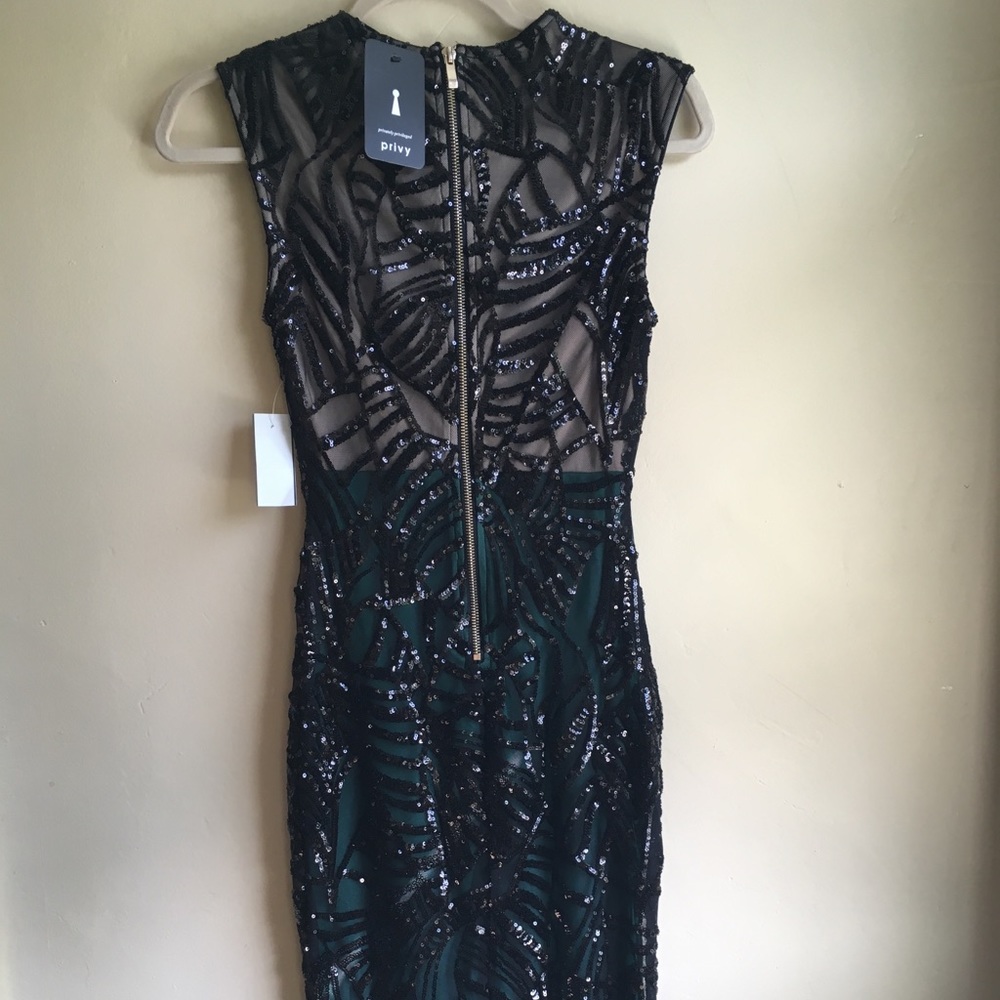SEQUINED BODY-CON DRESS - Picture 3 of 6